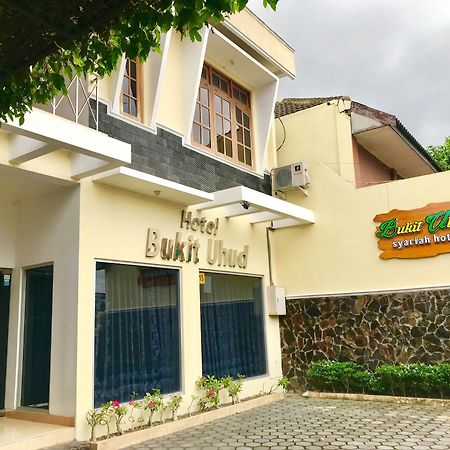 Hotel Bukit Uhud Jogjakarta Buitenkant foto